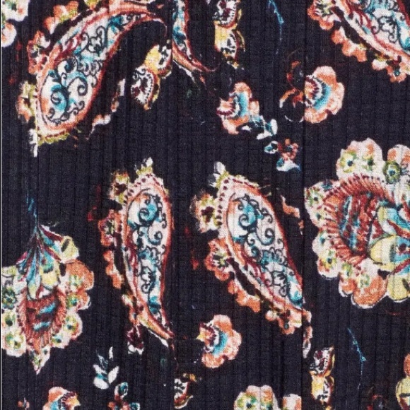 NWOT Lush Paisley Dress - Picture 4 of 6